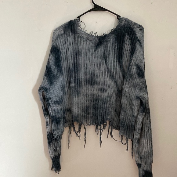 Skylar + Madison Sweaters - Skylar + Madison dark and light grey sweater with frayed detail L
